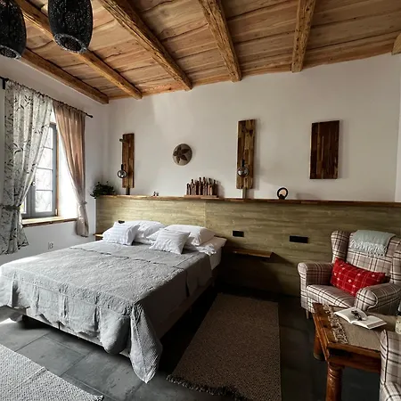 Zoeldkapu Vendeghaz Guest house